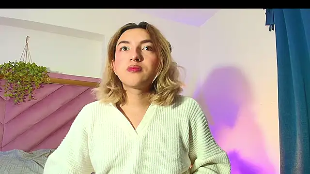 TomLondon  online show from 10-25-25, 01:12