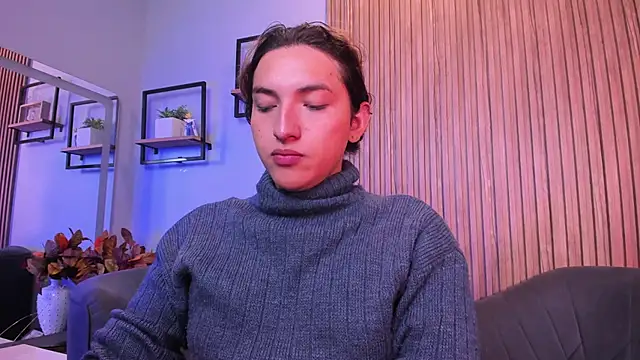 TomLondon  online show from 02-07-26, 10:45