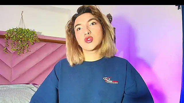 TomLondon  online show from 10-22-25, 12:37