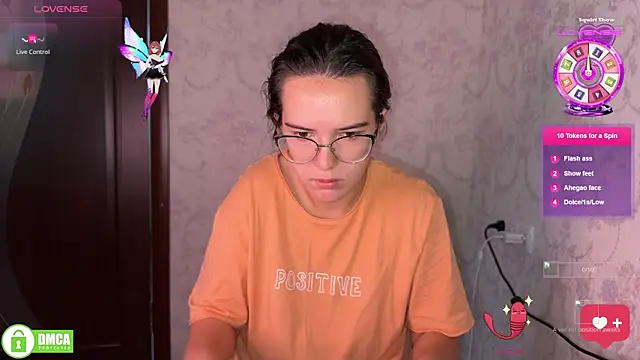 Snapshot of the_princese chatting on 11-12-25, 10:52 the princese online show from 11-12-25, 10:52