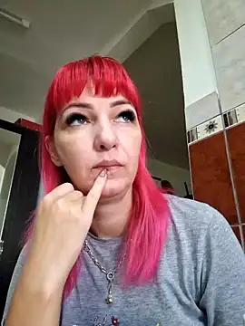 Evadesirex46 online show from 10-10-25, 08:37