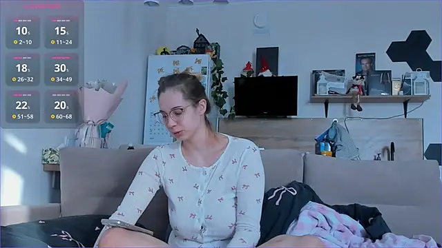 Girl alone home online show from 03-27-26, 03:59