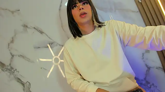 Tiff Valentine online show from 02-16-25, 02:09