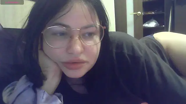 German Eva online show from 11-04-25, 08:01