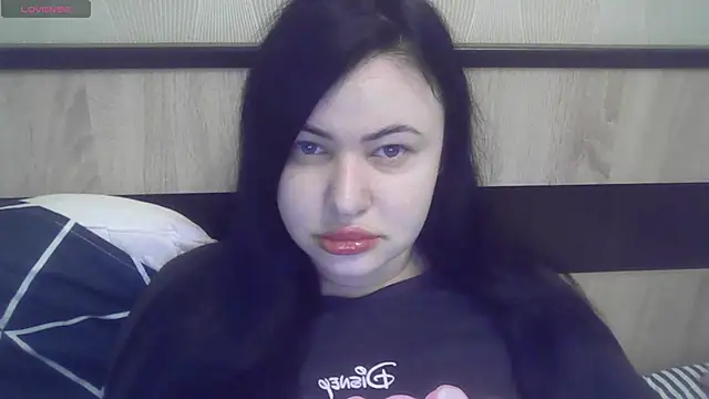 Snapshot of German_Eva chatting on 02-01-26, 09:13 German Eva online show from 02-01-26, 09:13