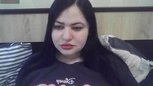 Snapshot of German_Eva chatting on 01-19-26, 01:26 German Eva online show from 01-19-26, 01:26