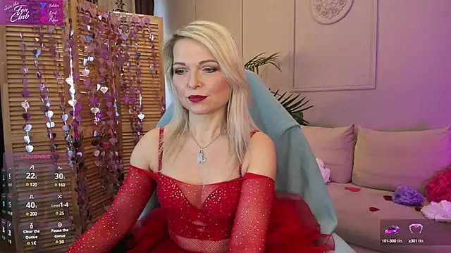 Snapshot of Gloria_Lovely chatting on 02-13-25, 10:44 Gloria Lovely online show from 02-13-25, 10:44