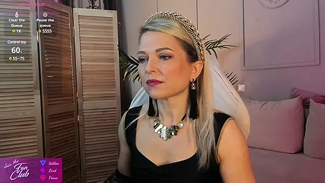 Snapshot of Gloria_Lovely chatting on 01-28-25, 10:56 Gloria Lovely online show from 01-28-25, 10:56