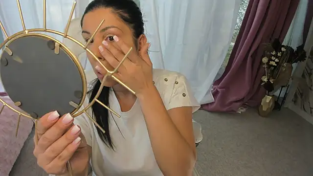 patriciakeys online show from 10-24-25, 06:45