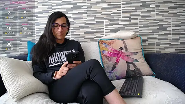 VioletaGomezCo online show from 10-02-25, 12:41