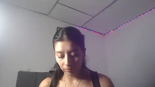 BrittanyDiaz online show from 10-21-25, 08:19
