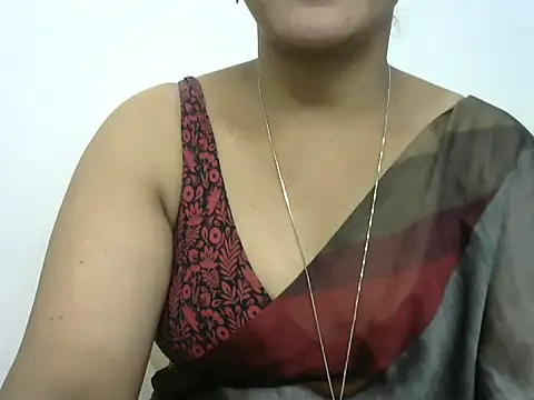 Snapshot of rashmika_reddy chatting on 05-30-26, 05:07 rashmika reddy online show from 05-30-26, 05:07