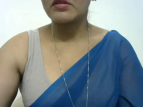 Snapshot of rashmika_reddy chatting on 04-26-26, 05:32 rashmika reddy online show from 04-26-26, 05:32