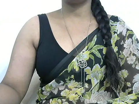 rashmika reddy online show from 11-29-25, 05:13