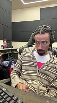 hotcamboy420 online show from 01-07-26, 04:28