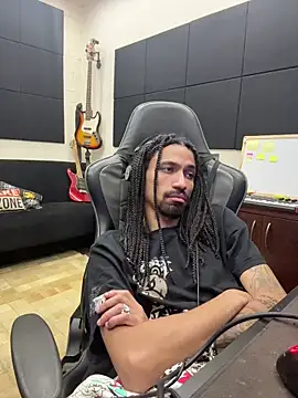 hotcamboy420 online show from 02-08-26, 06:11