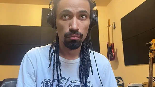 hotcamboy420 online show from 11-22-25, 08:51