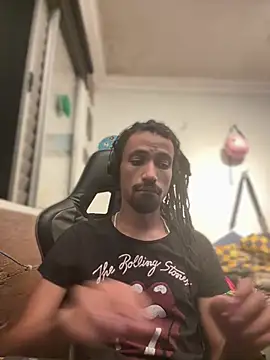 Snapshot of hotcamboy420 chatting on 01-29-25, 04:15 hotcamboy420 online show from 01-29-25, 04:15