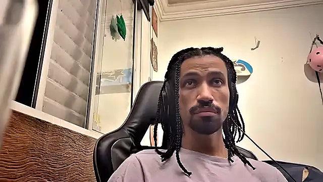 Snapshot of hotcamboy420 chatting on 02-13-25, 05:37 hotcamboy420 online show from 02-13-25, 05:37