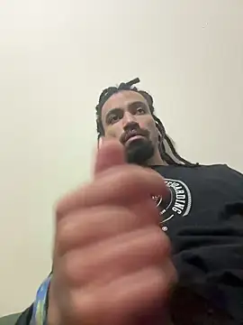 Snapshot of hotcamboy420 chatting on 09-18-25, 04:48 hotcamboy420 online show from 09-18-25, 04:48