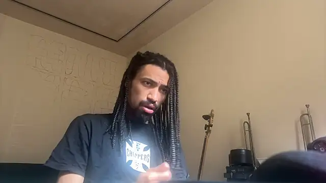 Snapshot of hotcamboy420 chatting on 11-01-25, 04:01 hotcamboy420 online show from 11-01-25, 04:01