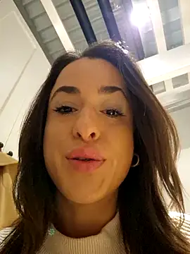 Snapshot of LydiaMaus96 chatting on 11-10-25, 12:32 LydiaMaus96 online show from 11-10-25, 12:32