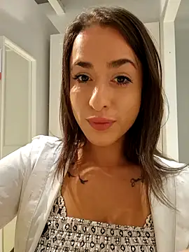 Snapshot of LydiaMaus96 chatting on 10-10-25, 12:39 LydiaMaus96 online show from 10-10-25, 12:39