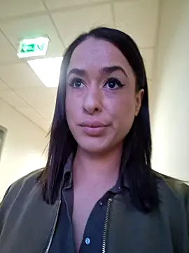 LydiaMaus96 online show from 01-10-26, 03:40