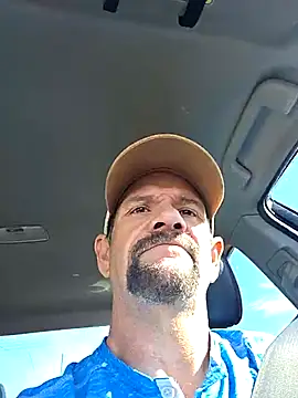 Snapshot of allenspuninfla chatting on 10-18-25, 02:41 allenspuninfla online show from 10-18-25, 02:41