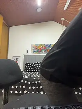 karlamorris  online show from 03-25-26, 12:59