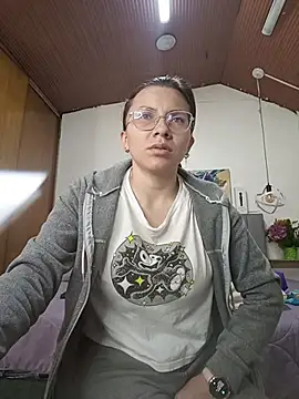 karlamorris  online show from 01-07-26, 02:00