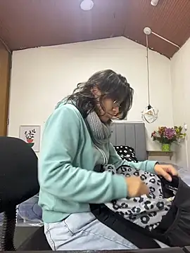 karlamorris  online show from 03-17-26, 01:14