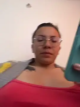 karlamorris  online show from 03-22-26, 11:45