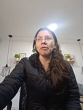 Snapshot of karlamorris_ chatting on 10-14-25, 01:45 karlamorris online show from 10-14-25, 01:45