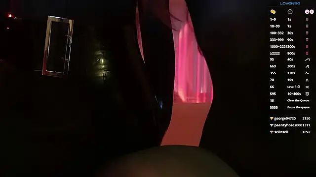 Snapshot of Jantrlatex chatting on 01-11-25, 05:51 Jantrlatex online show from 01-11-25, 05:51