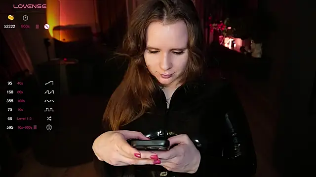 Snapshot of Jantrlatex chatting on 05-21-26, 09:34 Jantrlatex online show from 05-21-26, 09:34