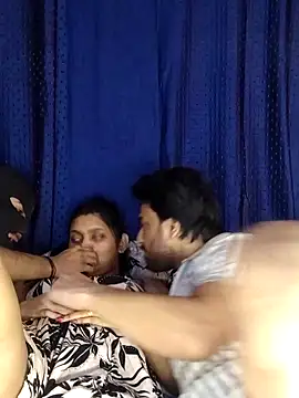 Sexy DarloSiya online show from 12-17-25, 05:18