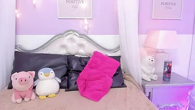 Snapshot of AlanaJones1 chatting on 03-20-25, 07:14 AlanaJones1 online show from 03-20-25, 07:14