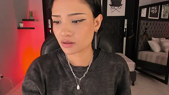 Snapshot of renee_shelby_ chatting on 02-14-26, 09:15 renee shelby online show from 02-14-26, 09:15