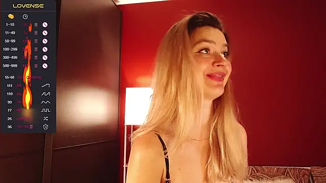 Snapshot of sexy_blondegirl chatting on 03-08-25, 05:22 sexy blondegirl online show from 03-08-25, 05:22