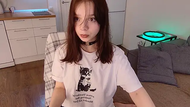 crystal lilith online show from 10-26-25, 04:29