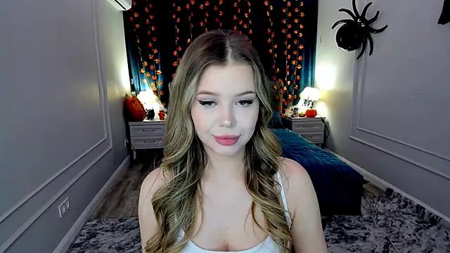 FollowLovee online show from 10-28-25, 07:35