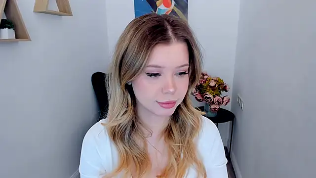 FollowLovee online show from 03-24-26, 03:39