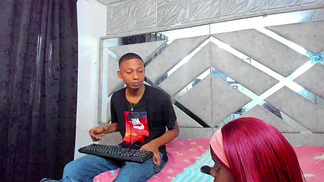 EvaxEmma online show from 02-26-25, 01:32