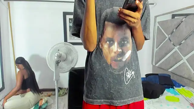 EvaxEmma online show from 12-16-25, 01:26