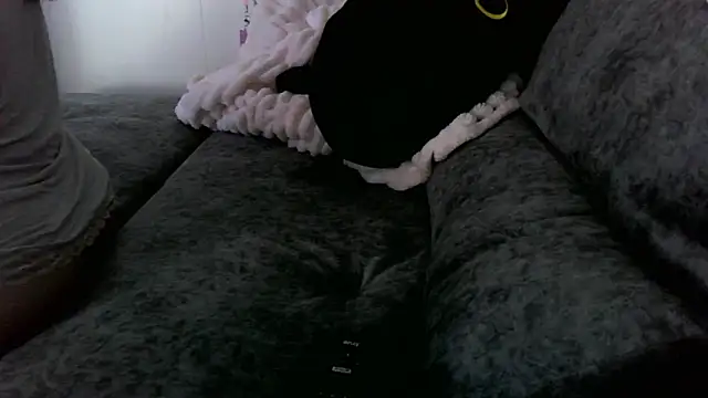 iamMalixxx online show from 04-11-26, 07:45