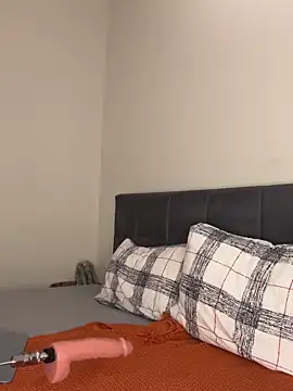 yaprakmericc online show from 10-21-25, 08:08