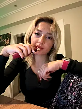 yaprakmericc online show from 11-27-25, 08:31