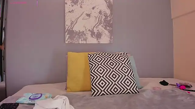 LynnSam  online show from 10-25-25, 11:16