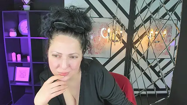 Anita Muse online show from 12-04-25, 08:41